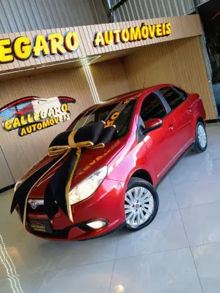 FIAT GRAND SIENA 1.6 MPI ESSENCE 16V FLEX 4P MANUAL FIAT GRAND SIENA 1.6 MPI ESSENCE 16V FLEX 4P MANUAL