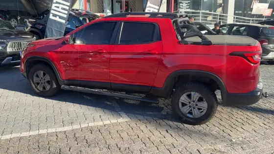 FIAT TORO 1.8 16V EVO FLEX FREEDOM AT6 FIAT TORO 1.8 16V EVO FLEX FREEDOM AT6