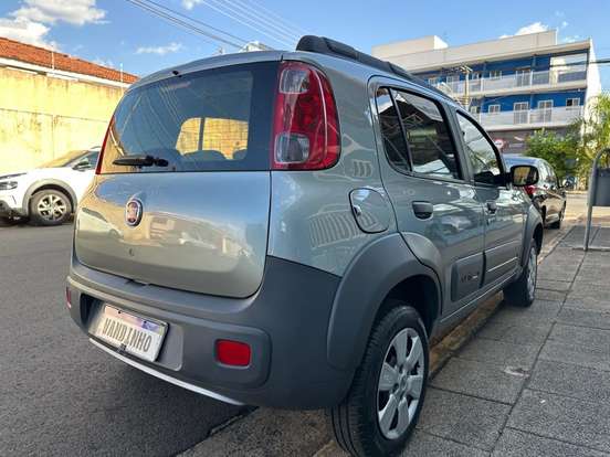 FIAT-UNO-1.0 EVO WAY 8V FLEX 4P MANUAL FIAT-UNO-2011