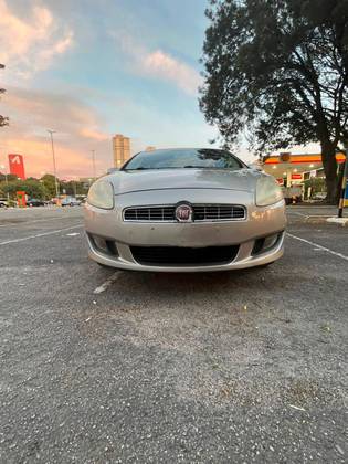 FIAT BRAVO 1.8 ABSOLUTE 16V FLEX 4P AUTOMATIZADO