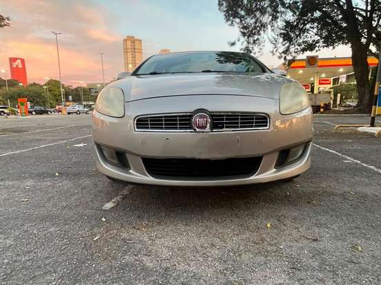 FIAT-BRAVO-1.8 ABSOLUTE 16V FLEX 4P AUTOMATIZADO FIAT-BRAVO-2011