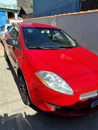 FIAT BRAVO 1.8 ESSENCE 16V FLEX 4P AUTOMATIZADO