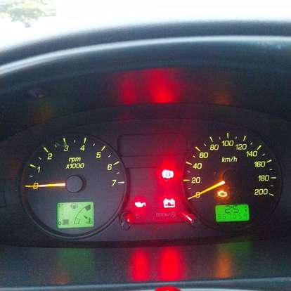 FORD-COURIER-2009