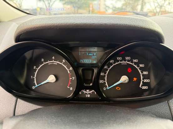 FORD-ECOSPORT-2015