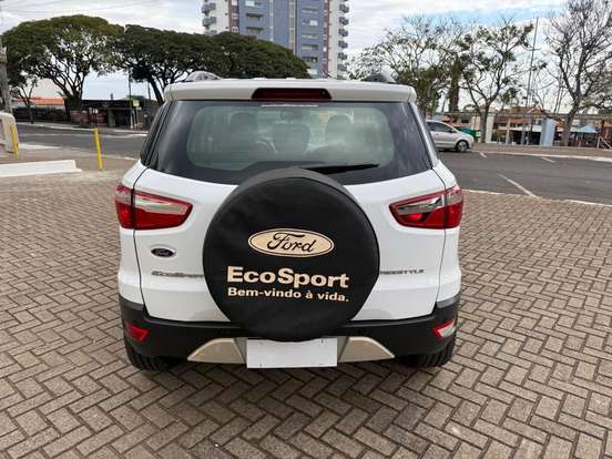 FORD-ECOSPORT-2015