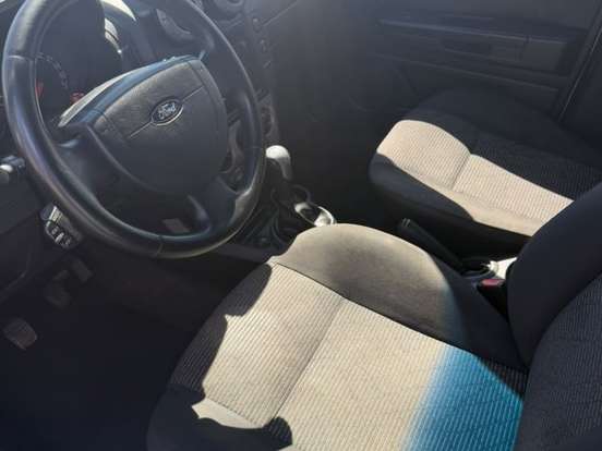 FORD-ECOSPORT-2010
