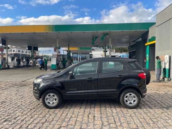 FORD-ECOSPORT-2012