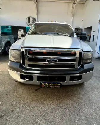 FORD F-250 4.2 XLT 4X2 CS TURBO INTERCOOLER DIESEL 2P MANUAL