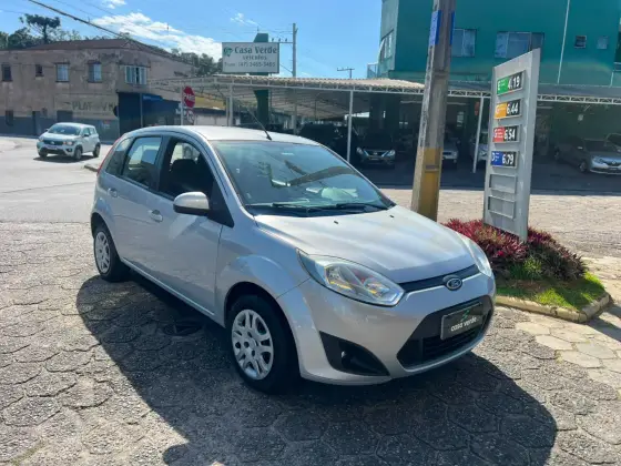FORD FIESTA 1.0 ROCAM HATCH 8V FLEX 4P MANUAL