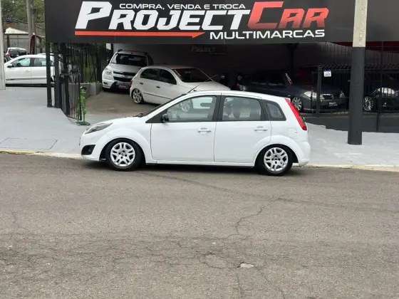 FORD FIESTA 1.0 ROCAM S 8V FLEX 4P MANUAL FORD FIESTA 1.0 ROCAM S 8V FLEX 4P MANUAL