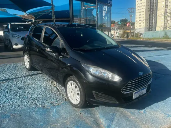 FORD FIESTA 1.6 SE HATCH 16V FLEX 4P MANUAL
