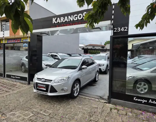 FORD FOCUS 2.0 TITANIUM PLUS SEDAN 16V FLEX 4P POWERSHIFT