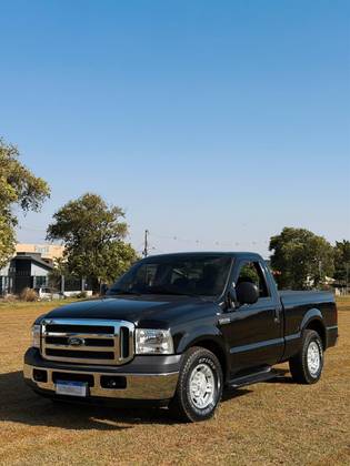 FORD F-250 3.9 XLT 4X2 CS DIESEL 2P MANUAL