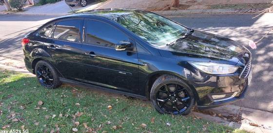 FORD FOCUS 2.0 SE PLUS FASTBACK 16V FLEX 4P POWERSHIFT