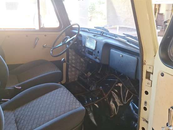 FORD-RURAL-3.0 LUXO 4X2 6 CILINDROS 12V GASOLINA 2P MANUAL FORD-RURAL-1972