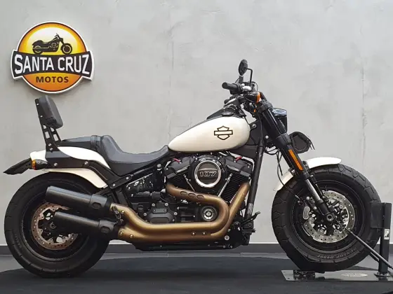 HARLEY-DAVIDSON SOFTAIL FAT BOB 107 