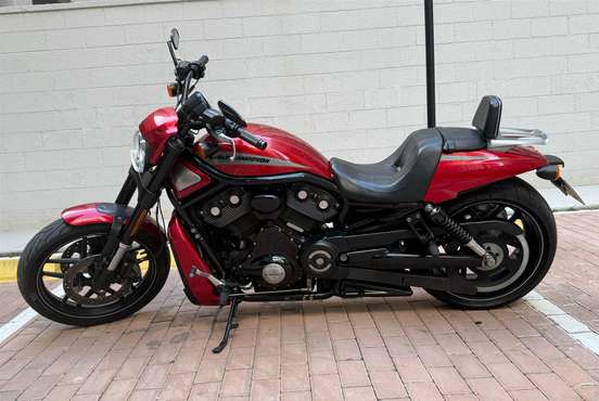 HARLEY-DAVIDSON-V ROD NIGHT ROD ESPECIAL-2013