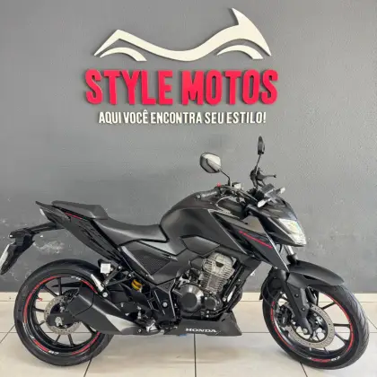 HONDA CB 300F TWISTER CBS HONDA CB 300F TWISTER CBS