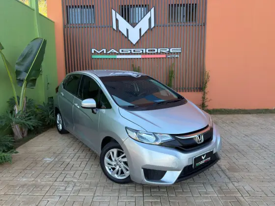 HONDA FIT 1.5 LX 16V FLEX 4P AUTOMÁTICO HONDA FIT 1.5 LX 16V FLEX 4P AUTOMÁTICO