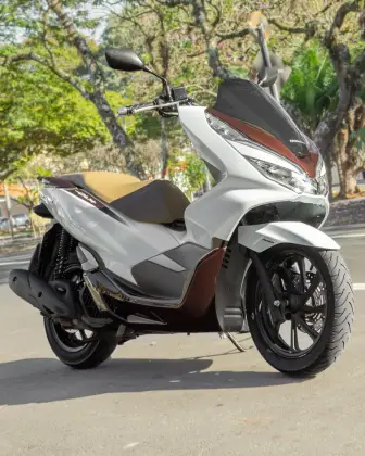 HONDA PCX DLX HONDA PCX DLX