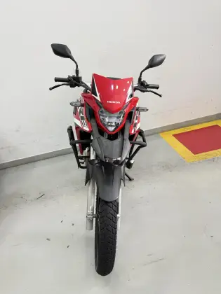 HONDA XRE 300 RALLY HONDA XRE 300 RALLY
