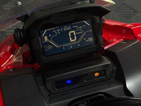 HONDA-ADV-2022