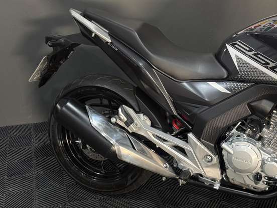 HONDA-CB TWISTER HONDA-CB TWISTER-2022