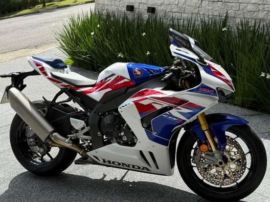 HONDA-CBR 1000RR-R FIREBLADE SP HONDA-CBR 1000RR-R FIREBLADE SP-2023