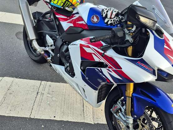 HONDA-CBR 1000RR-R FIREBLADE SP HONDA-CBR 1000RR-R FIREBLADE SP-2023
