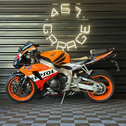 HONDA-CBR 1000RR-2007