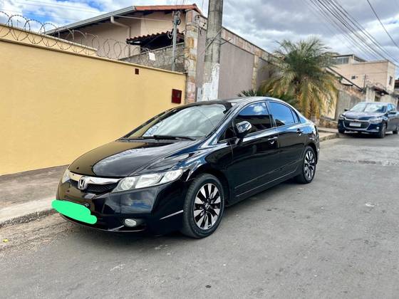 HONDA CIVIC 1.8 LXS 16V FLEX 4P AUTOMÁTICO