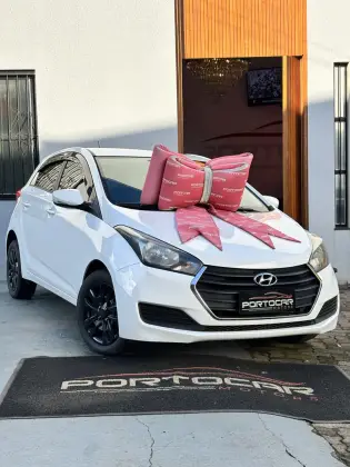 HYUNDAI HB20 1.0 COMFORT 12V FLEX 4P MANUAL HYUNDAI HB20 1.0 COMFORT 12V FLEX 4P MANUAL