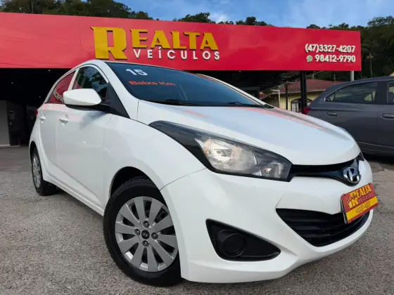 HYUNDAI HB20 1.0 COMFORT 12V FLEX 4P MANUAL HYUNDAI HB20 1.0 COMFORT 12V FLEX 4P MANUAL