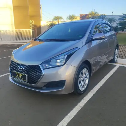 HYUNDAI HB20 1.0 COMFORT PLUS 12V FLEX 4P MANUAL HYUNDAI HB20 1.0 COMFORT PLUS 12V FLEX 4P MANUAL
