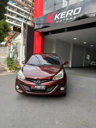 HYUNDAI HB20 1.6 PREMIUM 16V FLEX 4P MANUAL HYUNDAI HB20 1.6 PREMIUM 16V FLEX 4P MANUAL
