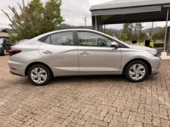 HYUNDAI-HB20S-1.0 12V FLEX COMFORT PLUS MANUAL HYUNDAI-HB20S-2023