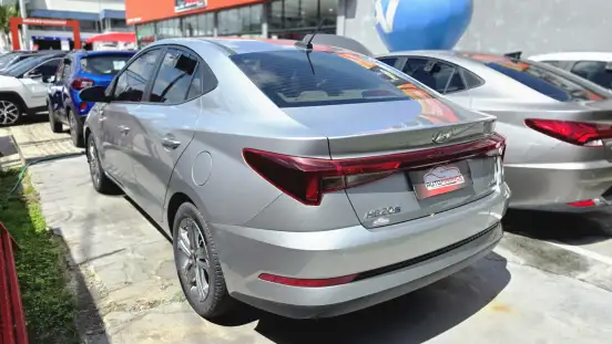 HYUNDAI-HB20S-2024