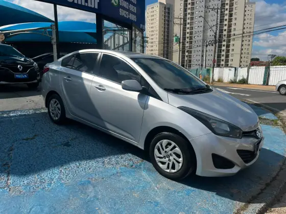 HYUNDAI HB20S 1.6 COMFORT PLUS 16V FLEX 4P MANUAL HYUNDAI HB20S 1.6 COMFORT PLUS 16V FLEX 4P MANUAL