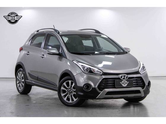 HYUNDAI HB20X 1.6 16V PREMIUM FLEX 4P AUTOMÁTICO