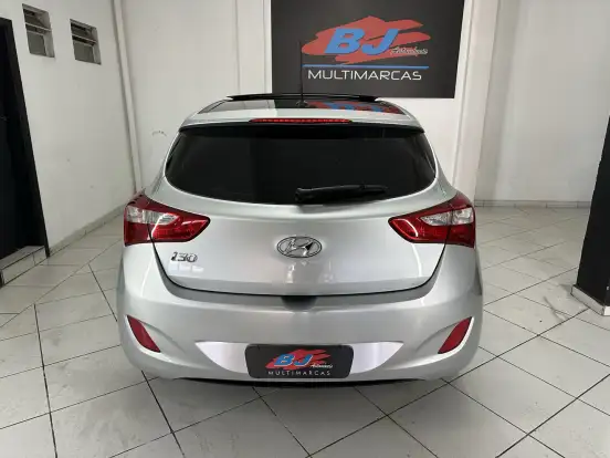 HYUNDAI-I30-2014