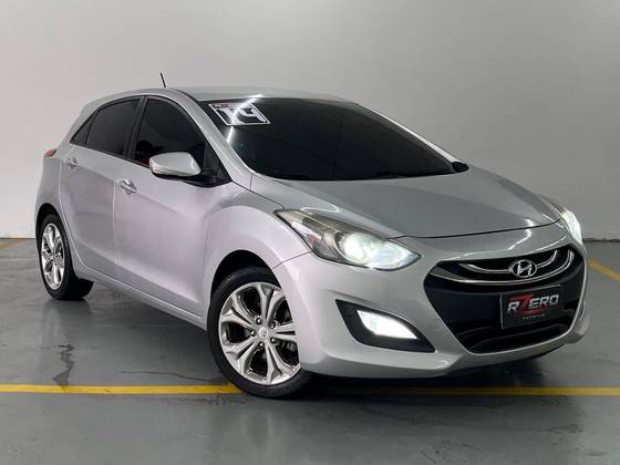 HYUNDAI I30 1.8 MPI 16V GASOLINA 4P AUTOMATICO