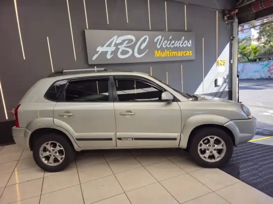 HYUNDAI-TUCSON-2.0 MPFI GLS 16V 143CV 2WD FLEX 4P AUTOMÁTICO HYUNDAI-TUCSON-2012