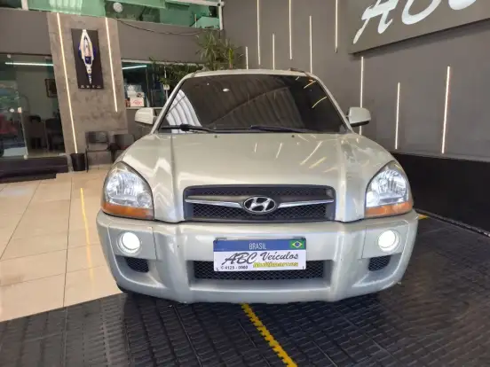 HYUNDAI-TUCSON-2.0 MPFI GLS 16V 143CV 2WD FLEX 4P AUTOMÁTICO HYUNDAI-TUCSON-2012