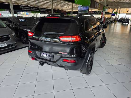 JEEP-CHEROKEE-3.2 LIMITED 4X4 V6 24V GASOLINA 4P AUTOMÁTICO JEEP-CHEROKEE-2015