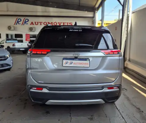JEEP-COMMANDER-2025
