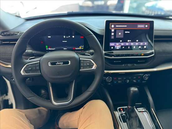JEEP-COMMANDER-2022