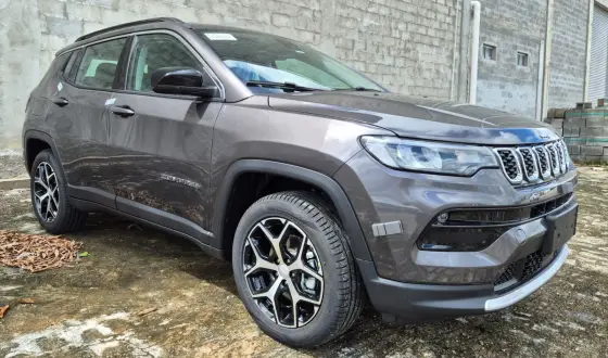 JEEP COMPASS 1.3 T270 TURBO FLEX LONGITUDE AT6 JEEP COMPASS 1.3 T270 TURBO FLEX LONGITUDE AT6