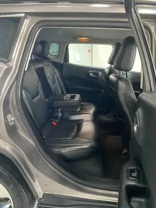 JEEP-COMPASS-2.0 16V DIESEL LONGITUDE 4X4 AUTOMÁTICO JEEP-COMPASS-2018