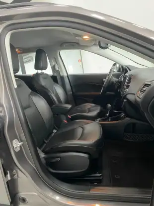 JEEP-COMPASS-2.0 16V DIESEL LONGITUDE 4X4 AUTOMÁTICO JEEP-COMPASS-2018