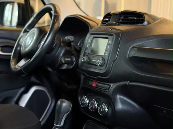 JEEP-RENEGADE-1.8 16V FLEX SPORT 4P AUTOMÁTICO JEEP-RENEGADE-2015